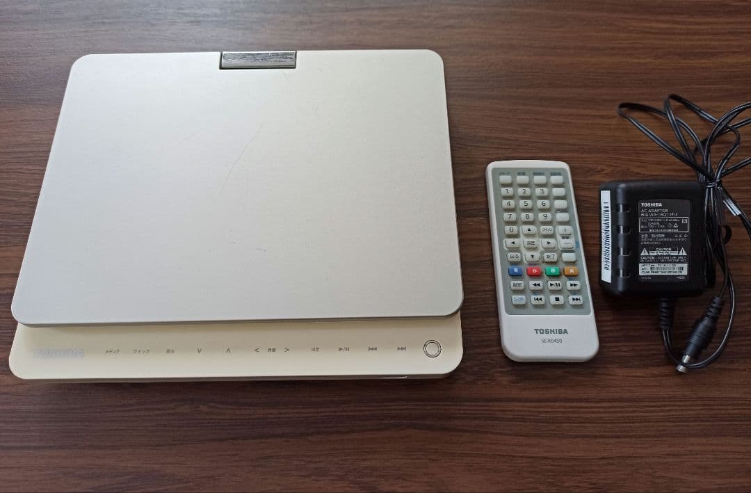 TOSHIBA【ポータブルブルーレイディスクプレーヤー】SD-BP900S