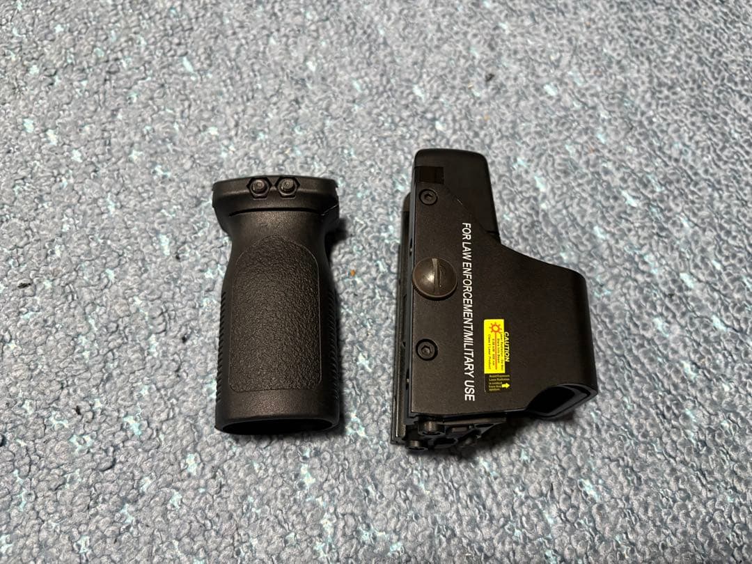 東京マルイ　電動ガン　SIG553＋