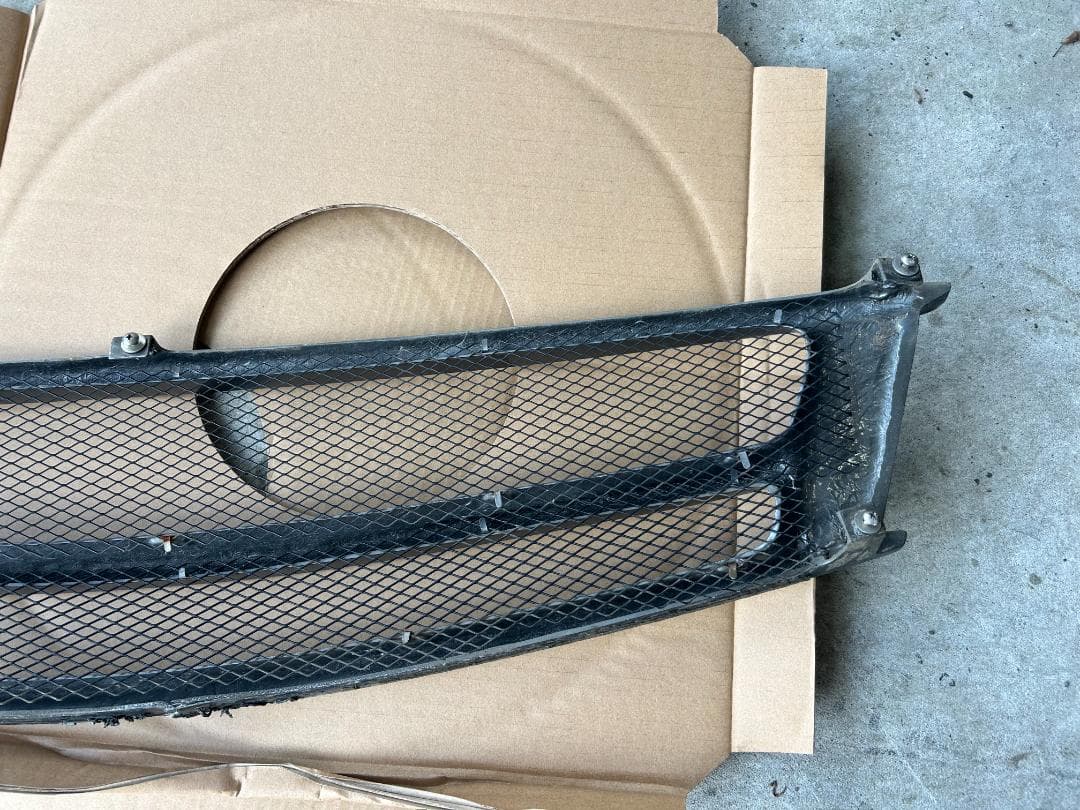 【中古】日産CKV36スカイラインクーペスポーツグリルガンメタ