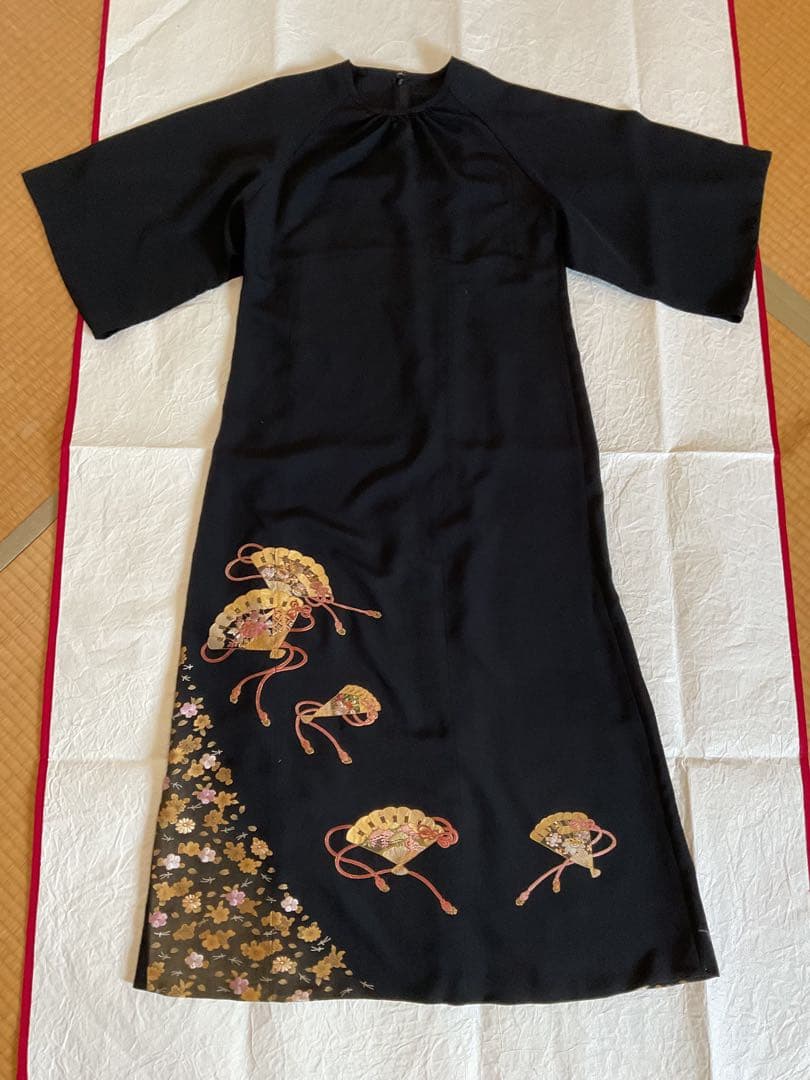 着物リメイクワンピース　　黒留袖からロングドレス