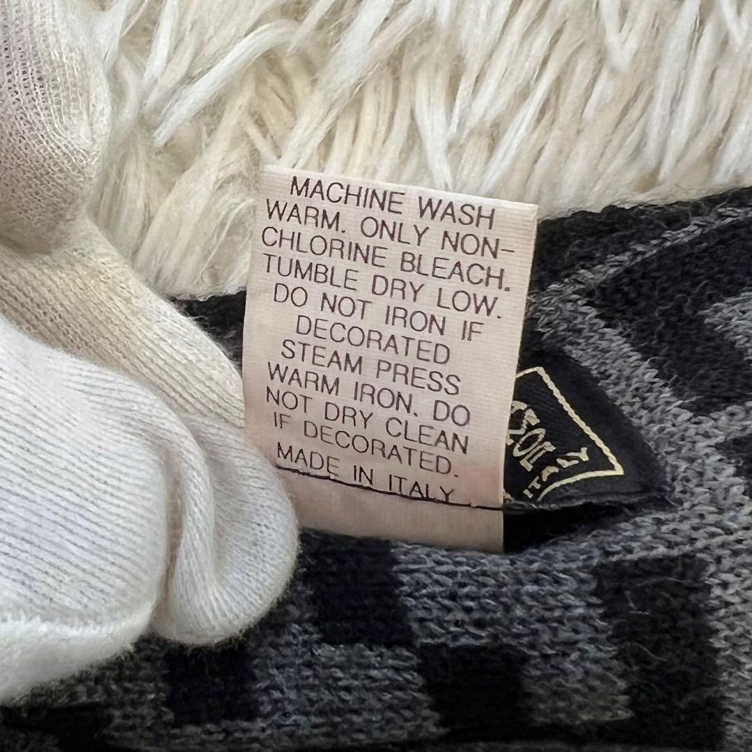 【未使用に近い】フェンディ マフラー ズッカ柄 ウール 黒 グレー