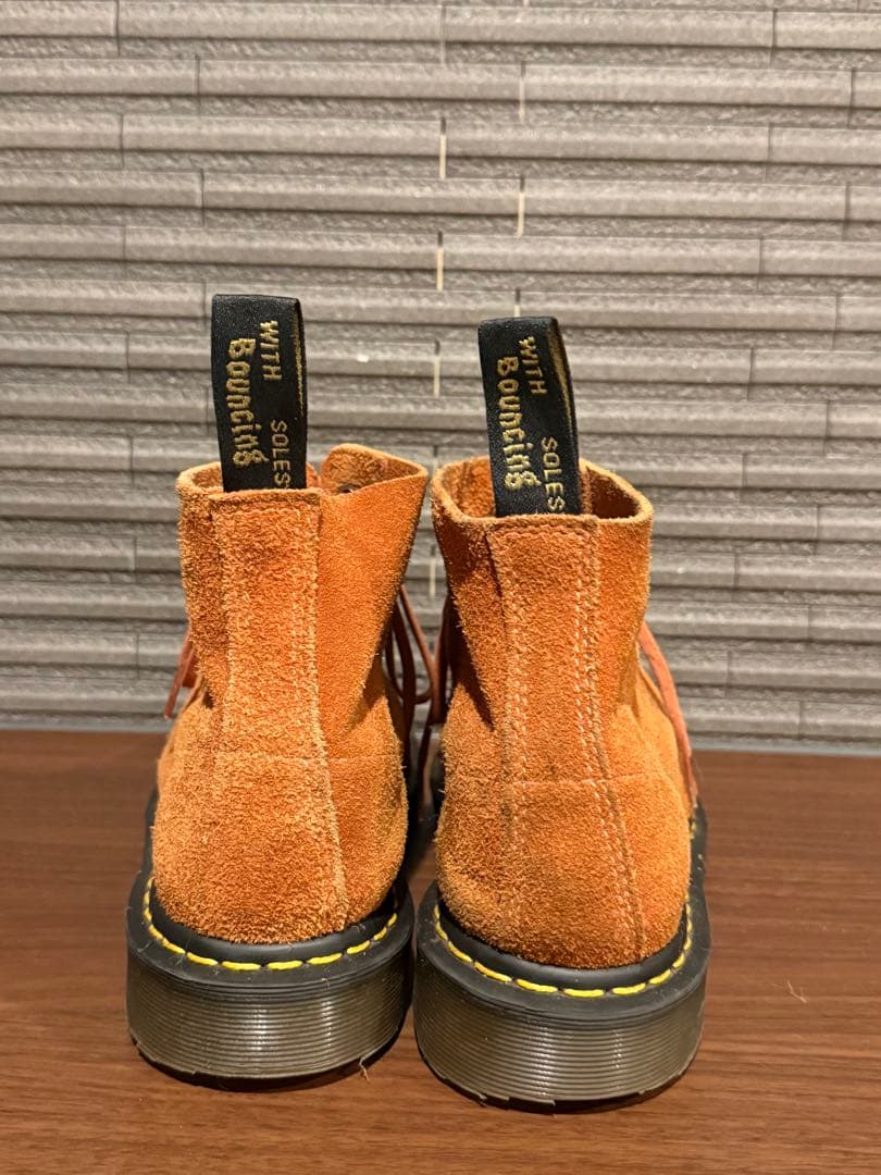 Dr. Martens MADE IN ENGLAND スエードブーツ