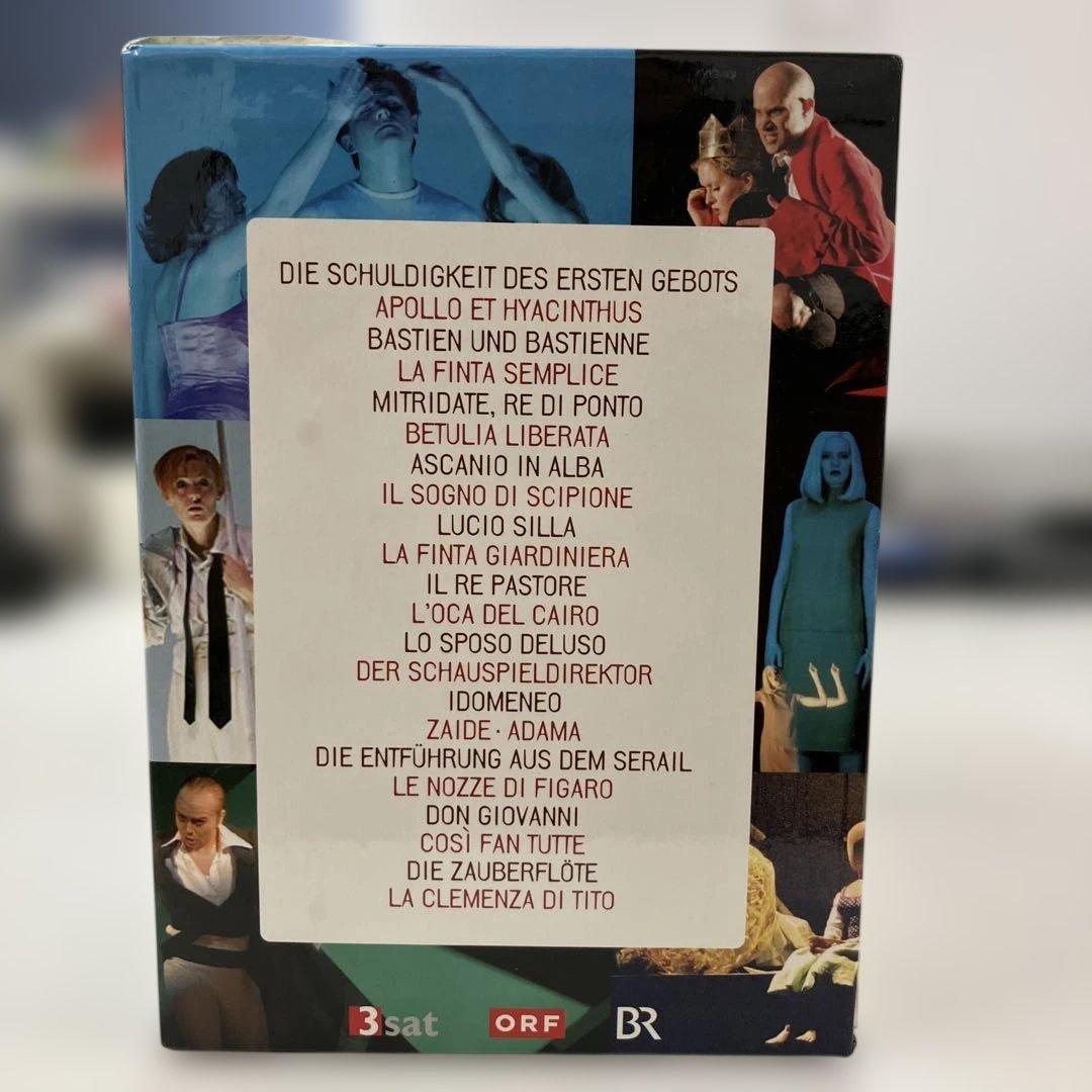 E1-1-02MOZARTモーツァルトのオペラ全集のDVDボックス