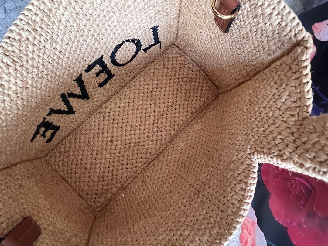 rry.♡LOEWE ロゴ入り ストローかごバッグ