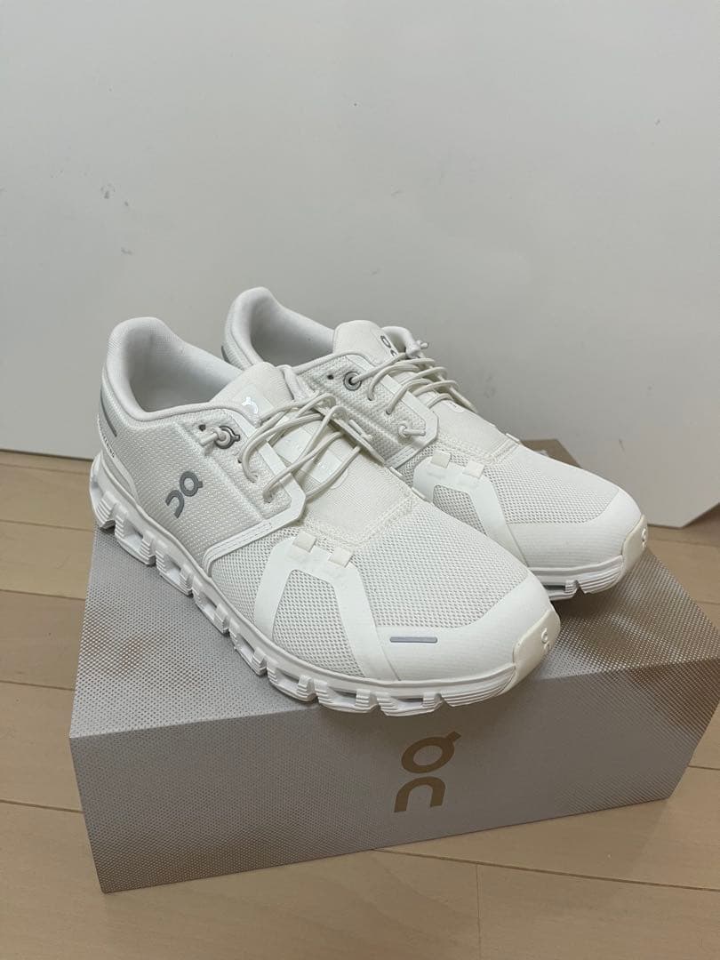 ＜On＞Cloud 6 スニーカー レディース 25cm ホワイト