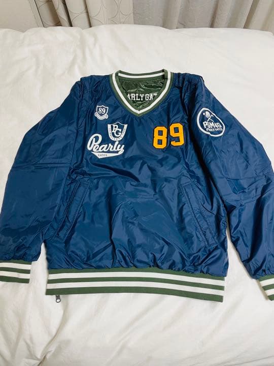 【美品】中綿入りリバーシブルブルゾン