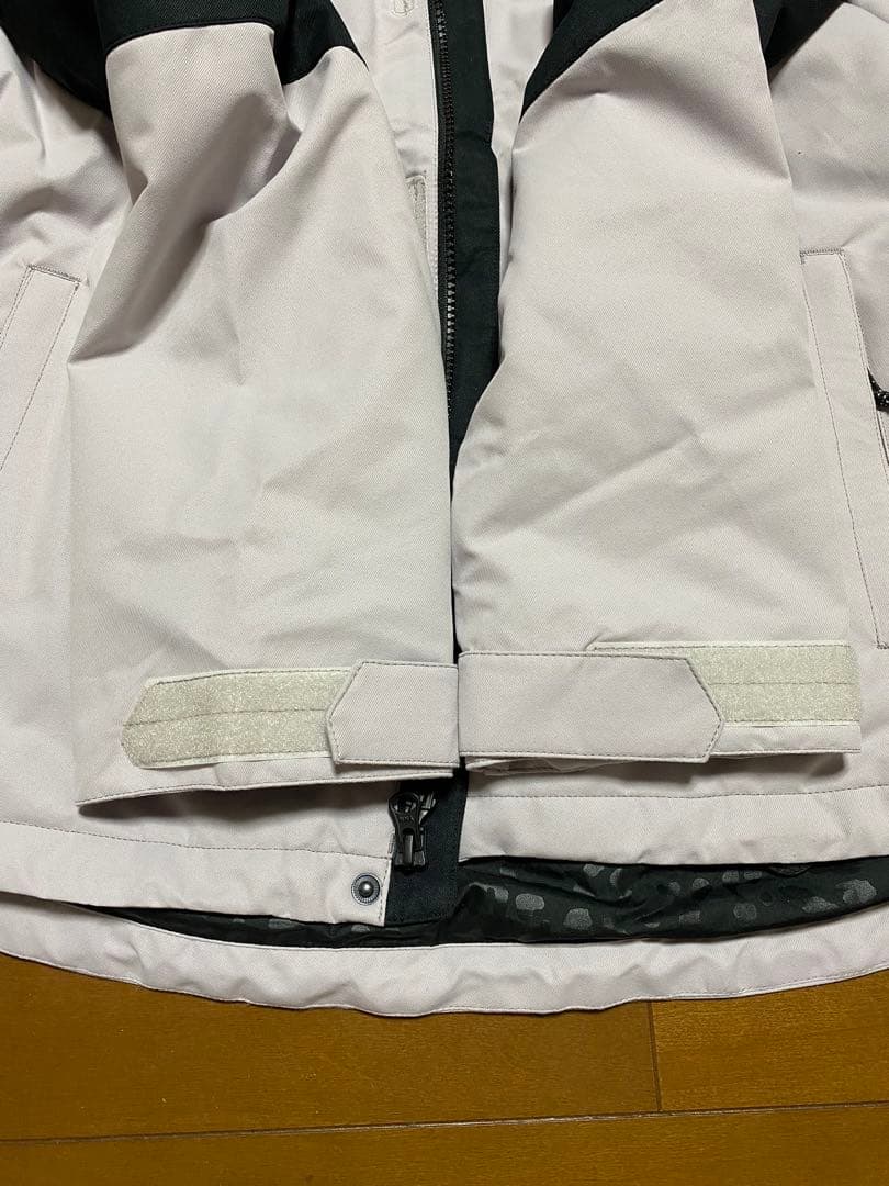 ボルコム スノーボードウェア レディース ジャケットM