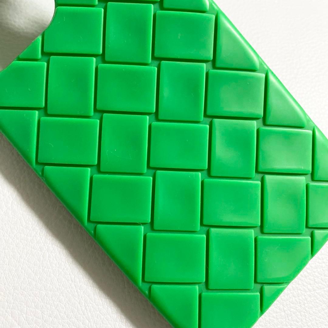 BOTTEGA VENETA / iPhone16 ProMax ケース ラバー