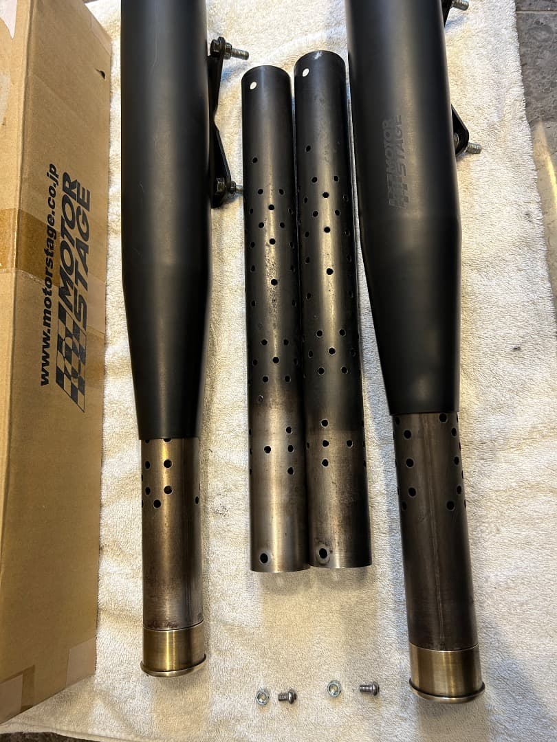 17〜XL XL883N IRON883 モーターステージ　ブラス76マフラー