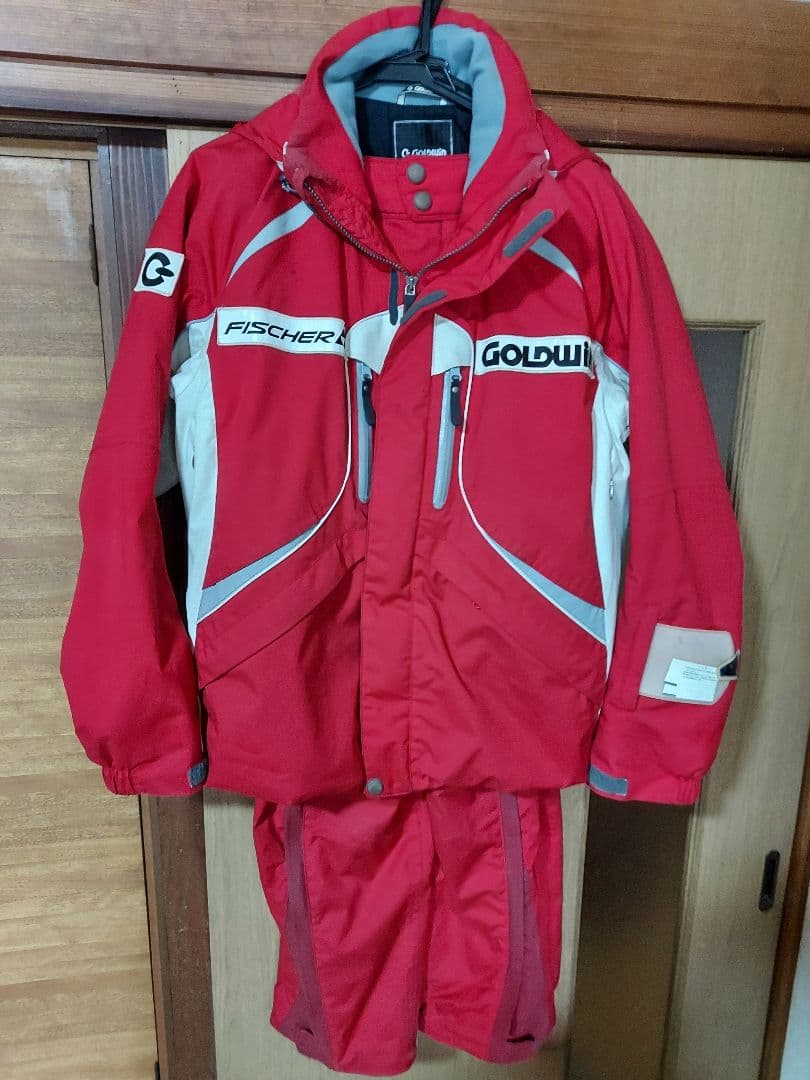 GOLDWIN　スキーウエア　(オマケ付き)
