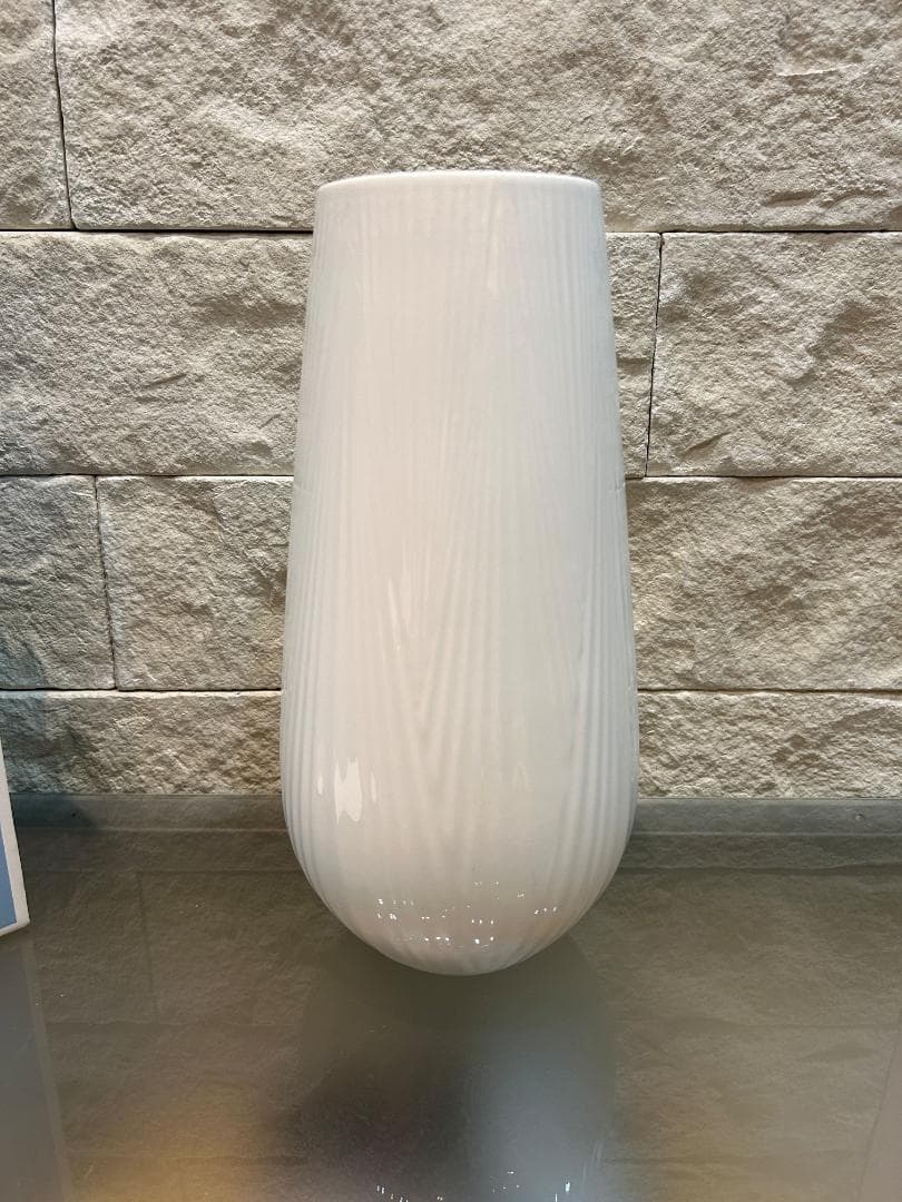  ウエッジウッド ホワイトフォリア ベース 花瓶 30cm