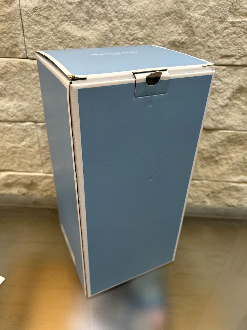  ウエッジウッド ホワイトフォリア ベース 花瓶 30cm