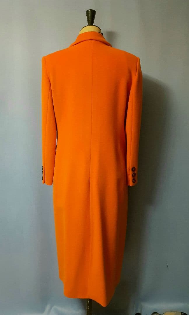 イタリア製オレンジ ロングコート 3ボタン