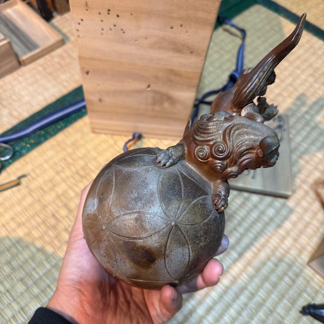 備前焼　獅子　共箱