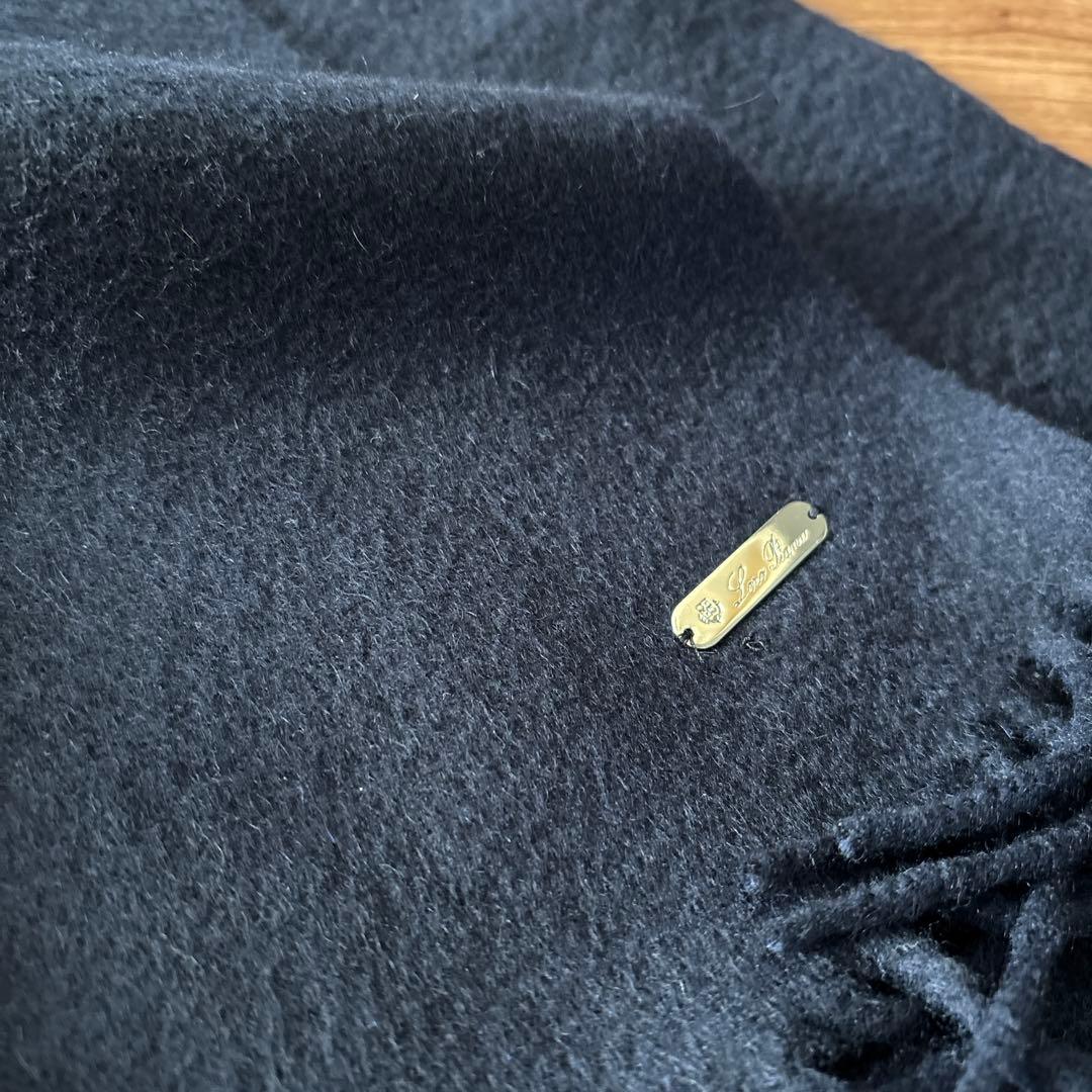Loro Pianaのカシミアマフラー