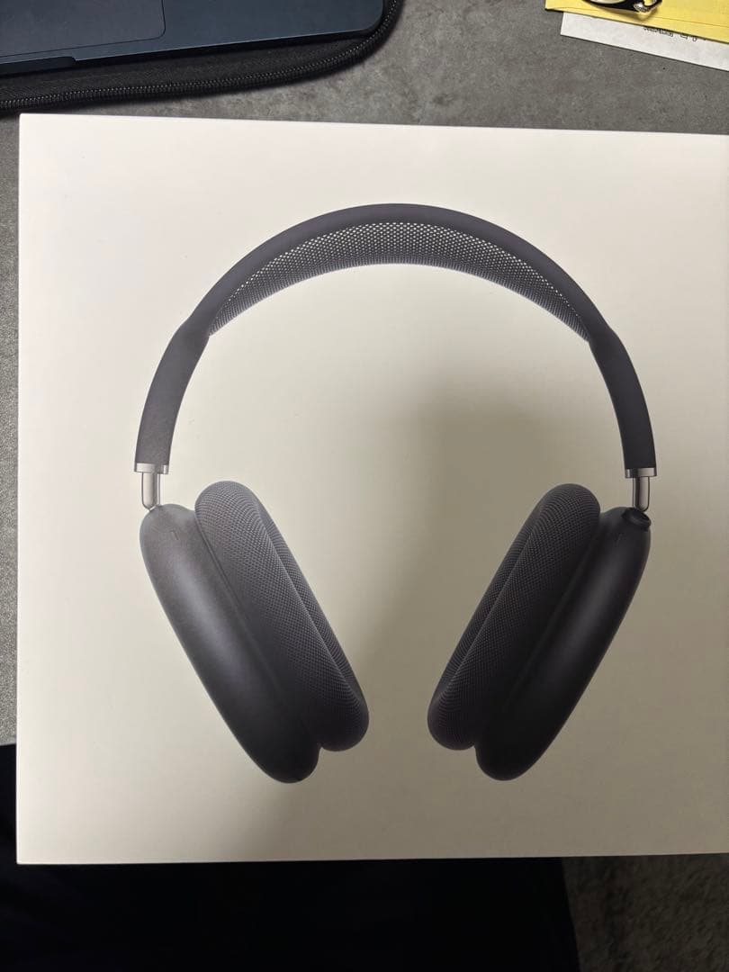AirPods MAX 箱　充電コード有