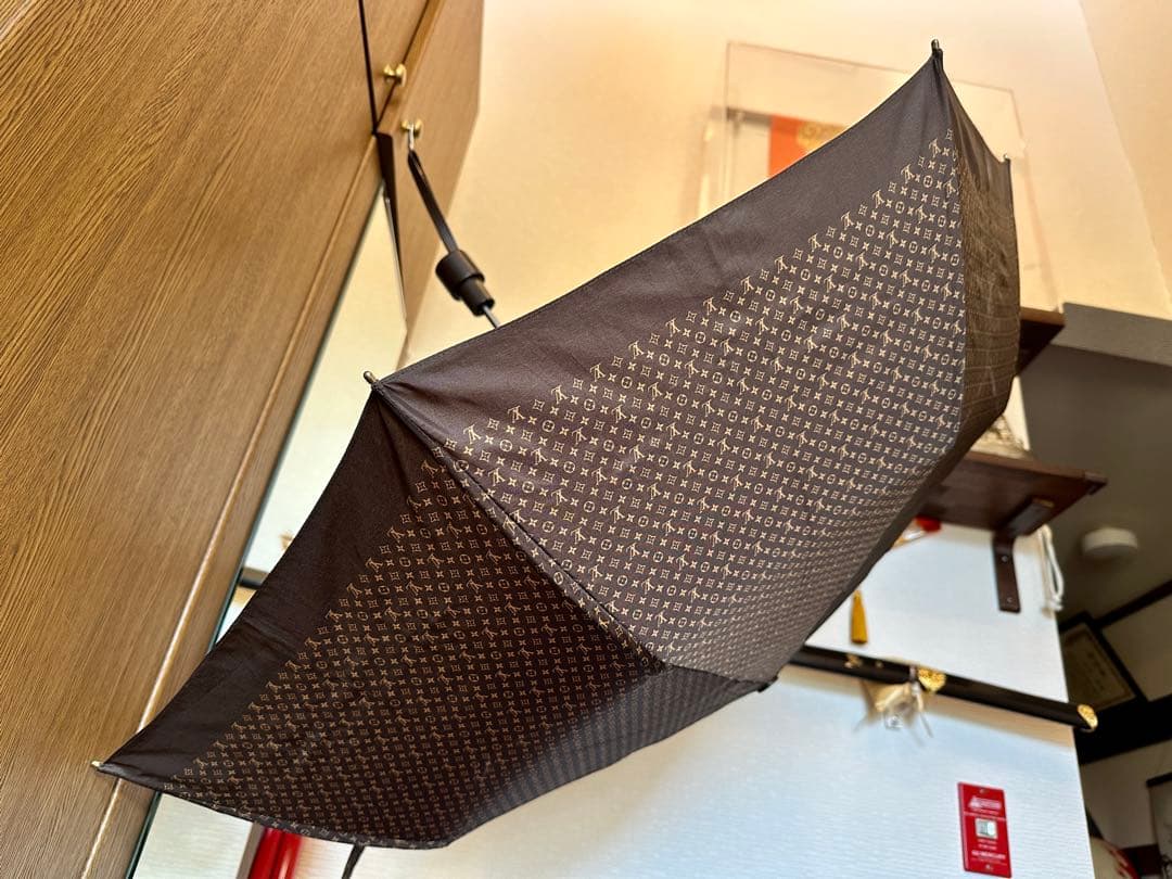 ルイヴィトン‼️折りたたみ傘‼️M70123‼️メンズ‼️レディース‼️ワンタッチ開閉式‼️