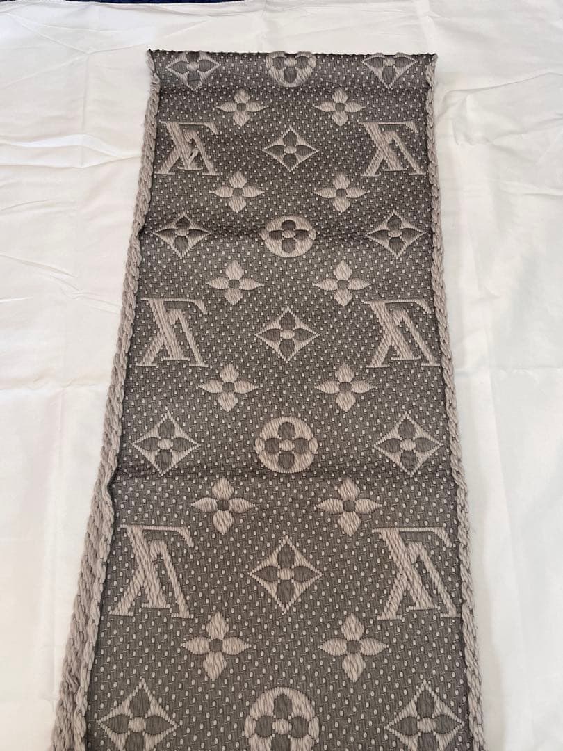 LOUIS VUITTON ルイヴィトン エシャルプロゴマニア ストール グレー