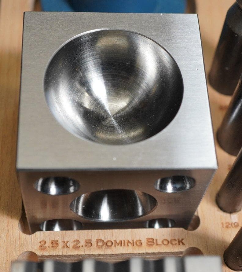 矢坊主、サイコロ台等総数56個　プロ用フォーミングセット