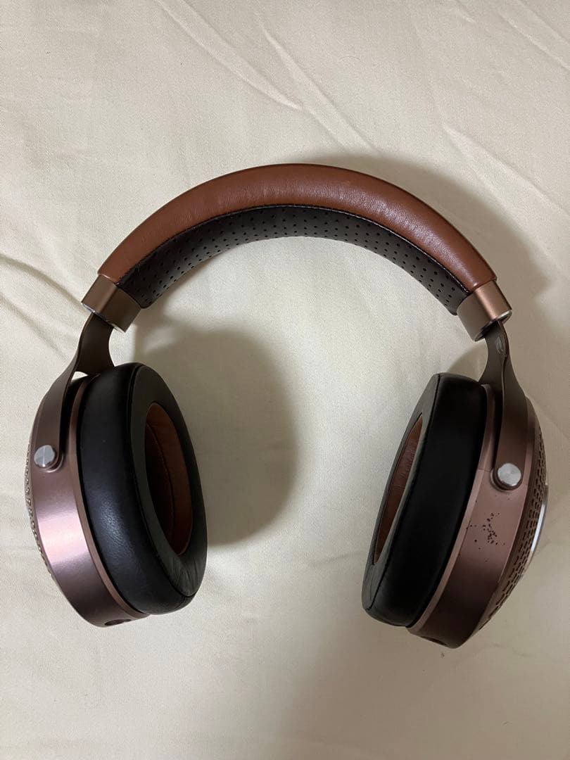 Focal Stellia 非喫煙　ペットなし　付属品付き