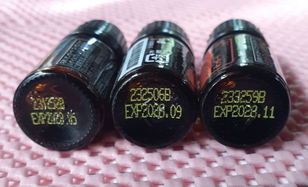 お値下げ！未開封　doTERRA エッセンシャルオイルセット5ml×10本