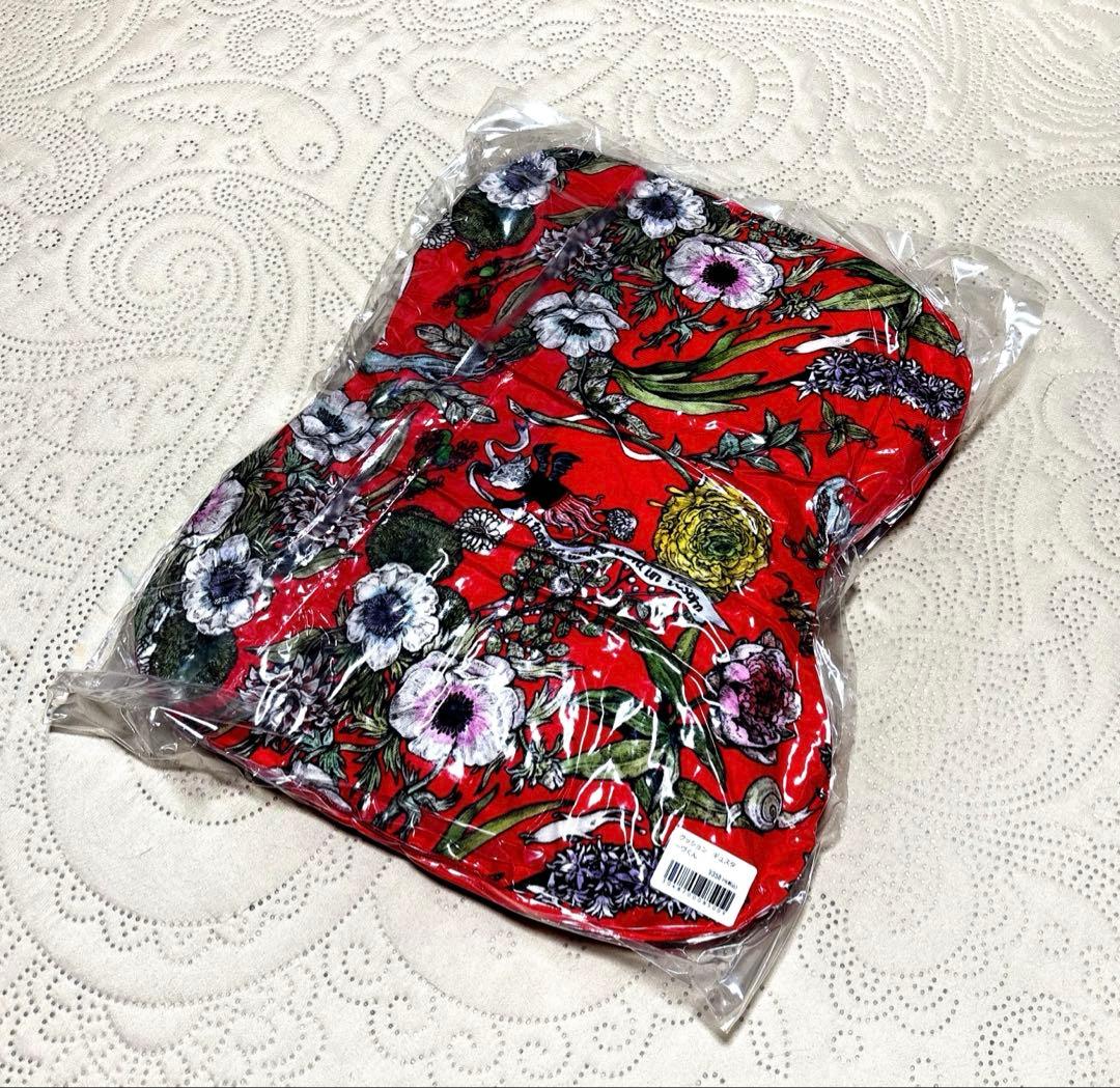 ヒグチユウコ　ギュスターヴくん　クッション　真空　新品　未開封　ボリス雑貨店