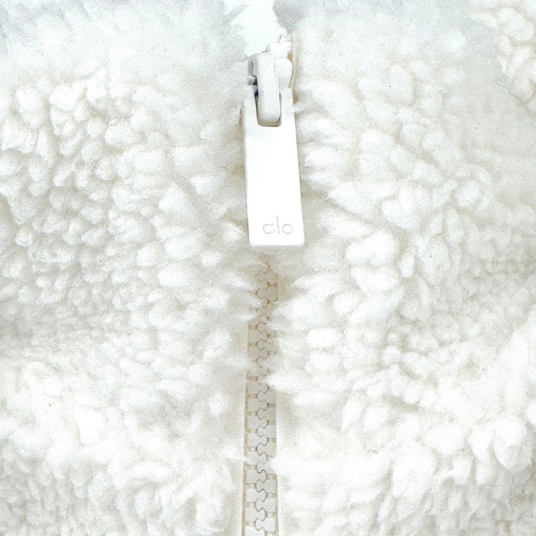 新品 Alo Yoga Foxy Sherpa ジャケット シェルパ アロ ヨガ