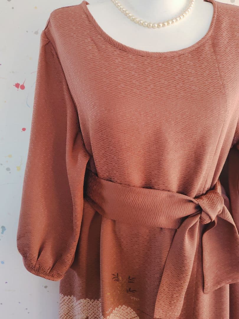 身幅53【紋付き-紗綾形地紋ワンピース】着物リメイク