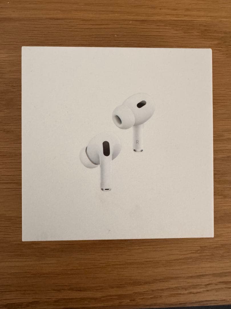 AirPods Pro（第2世代）Lightning 付属品完備／傷あり