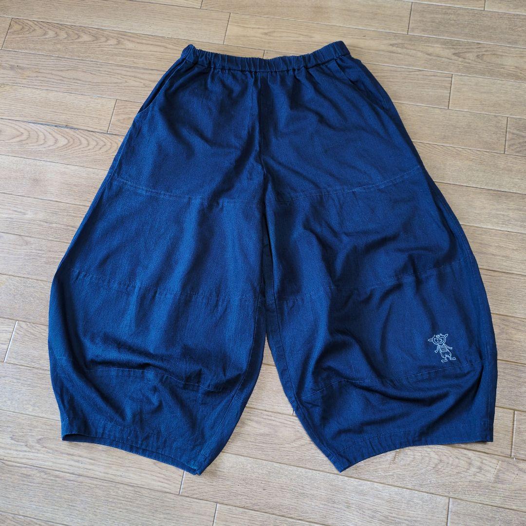 アルベロベロ♥️ぶたさん刺繍ネイビー サルエルパンツ インディゴ染め