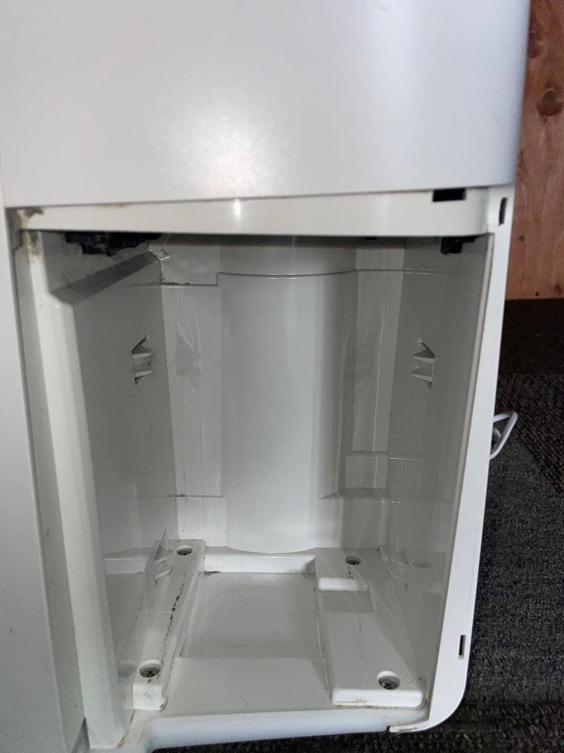 2021年製 SHARP 除湿機 CV-N71-W ②