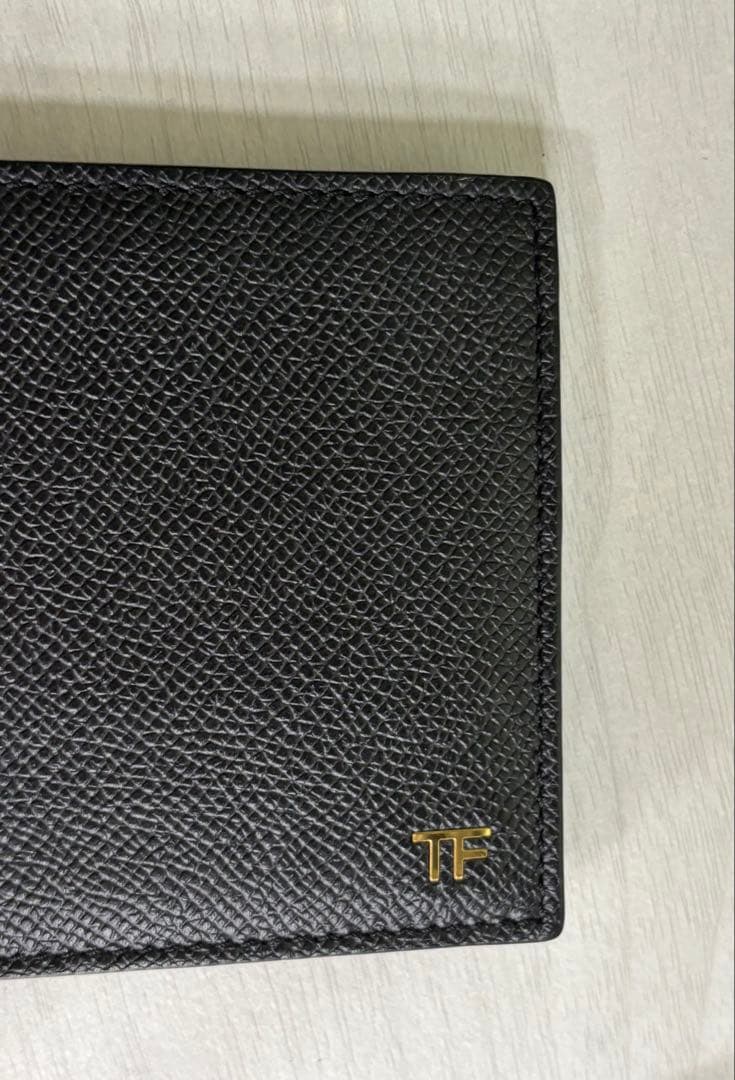 【極美品】TOM FORD トムフォード マネークリップ 二つ折り財布　ブラック