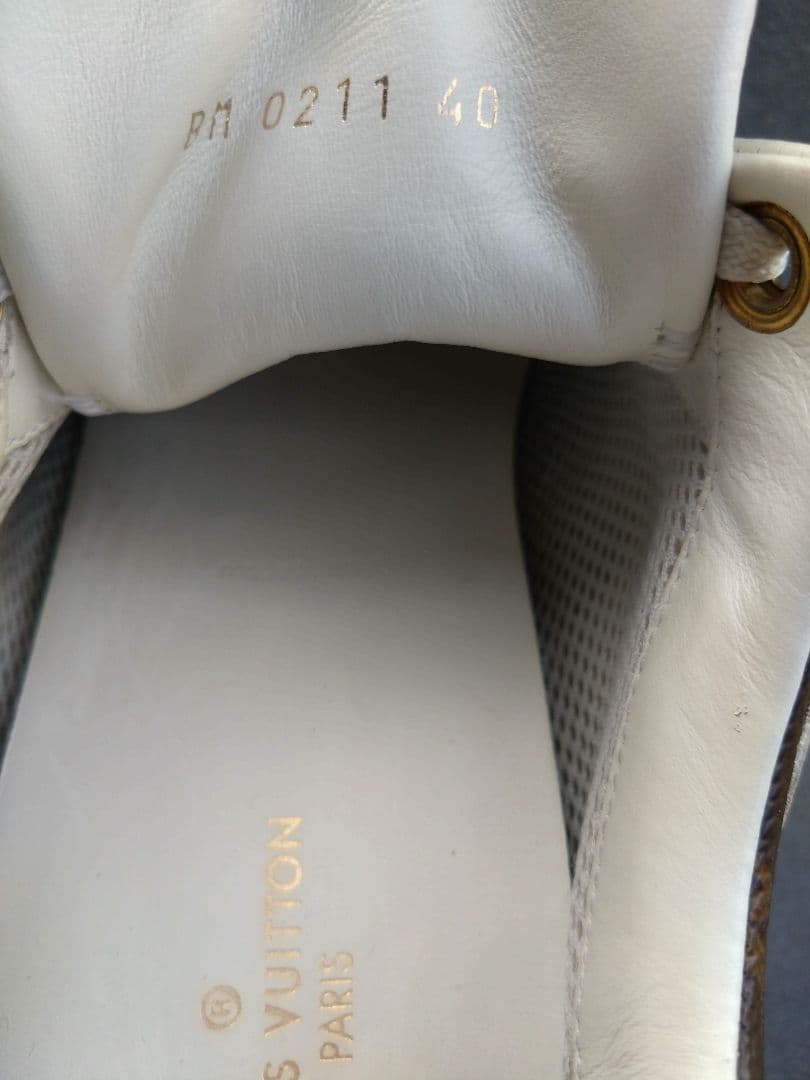 ルイ・ヴィトン ランアウェイ スニーカー