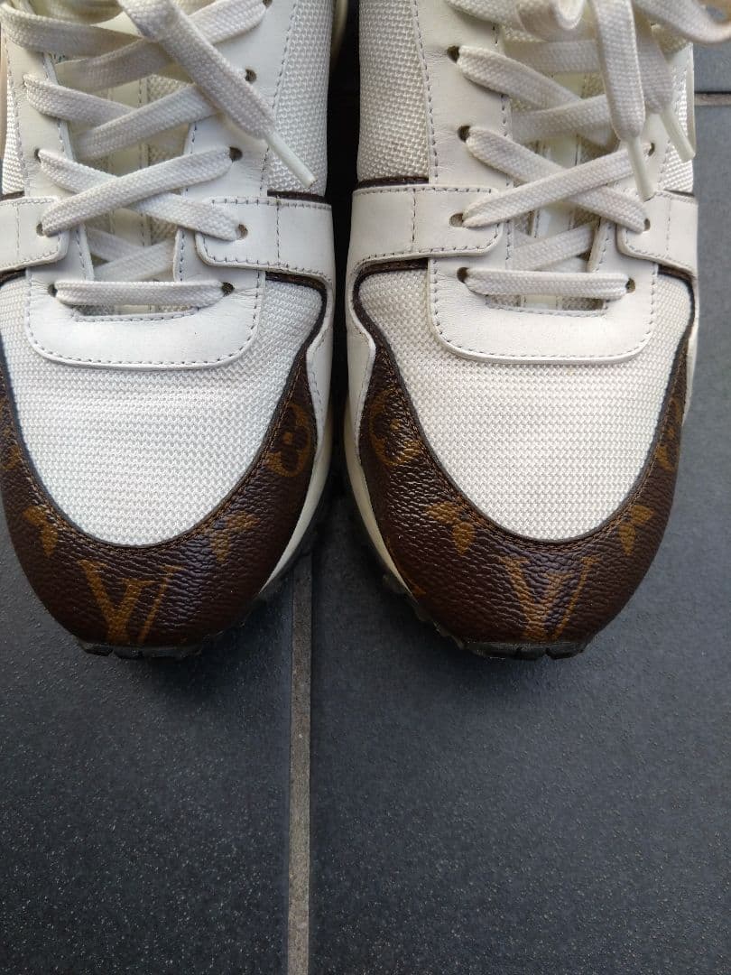 ルイ・ヴィトン ランアウェイ スニーカー