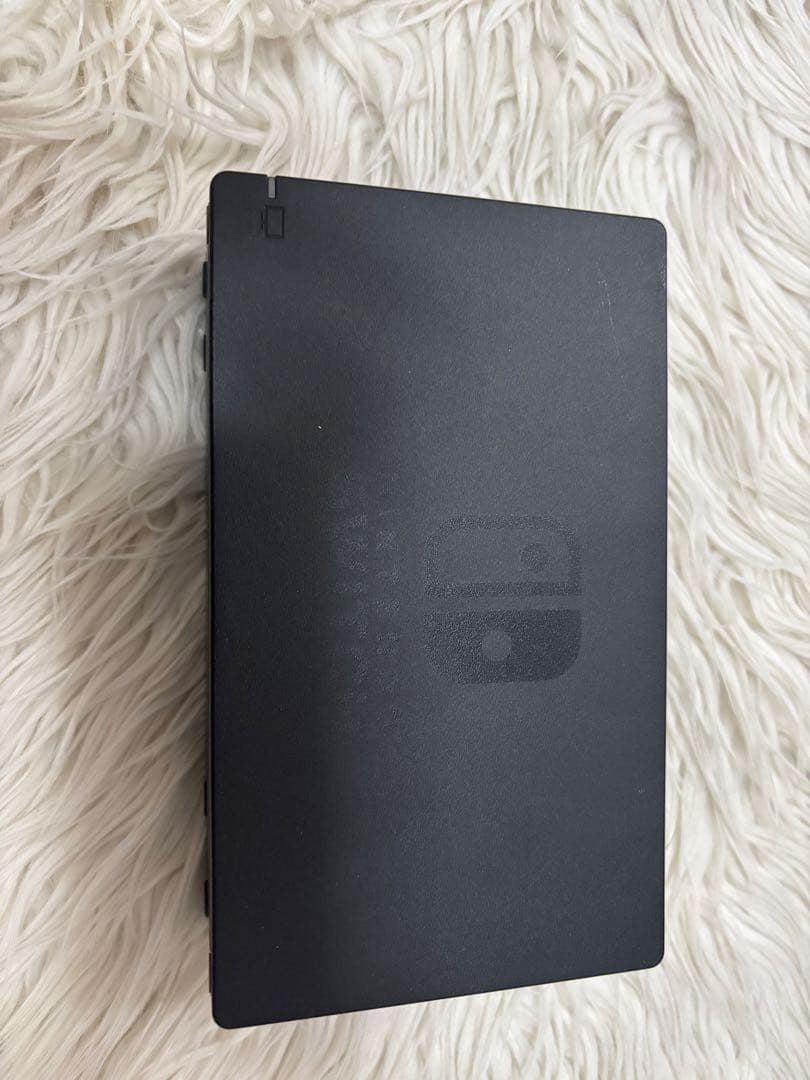 Nintendo Switch 本体 + ジョイコン