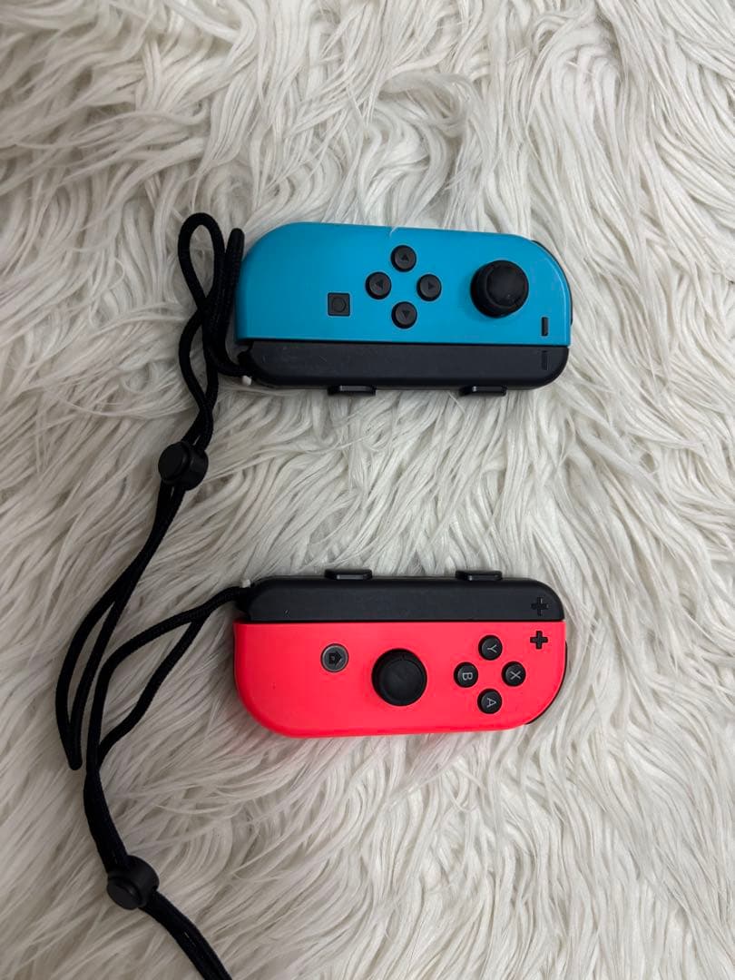 Nintendo Switch 本体 + ジョイコン