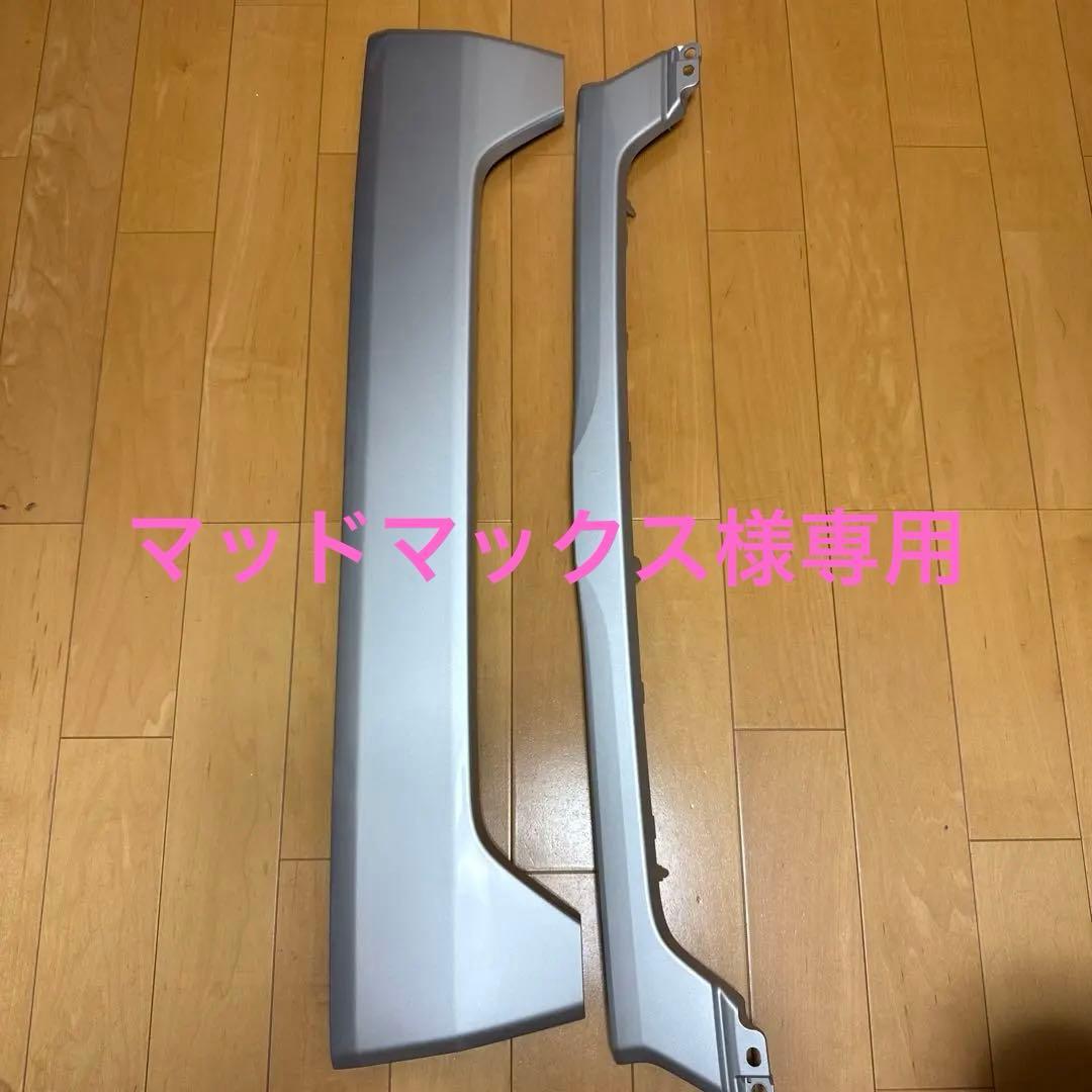 トヨタ　ハイエース　DX 新車外し　フロントグリル