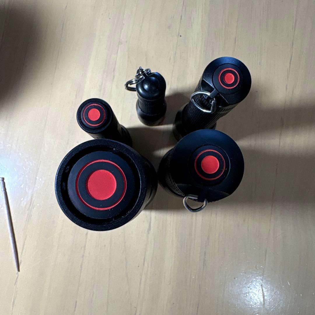 LEDライト　フラッシュライト　懐中電灯　レッドレンザー 5本組 中古品
