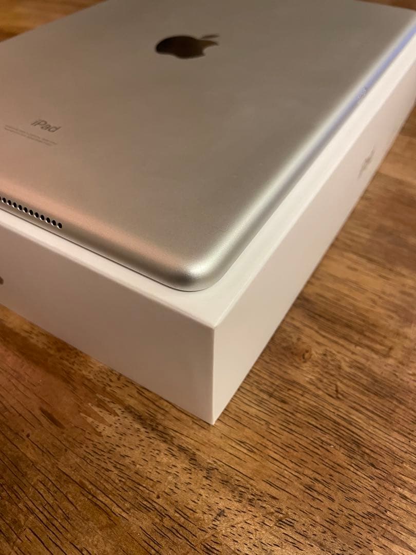 Apple iPad 第9世代64GB Wi-Fiモデル キーボード ペン 美品