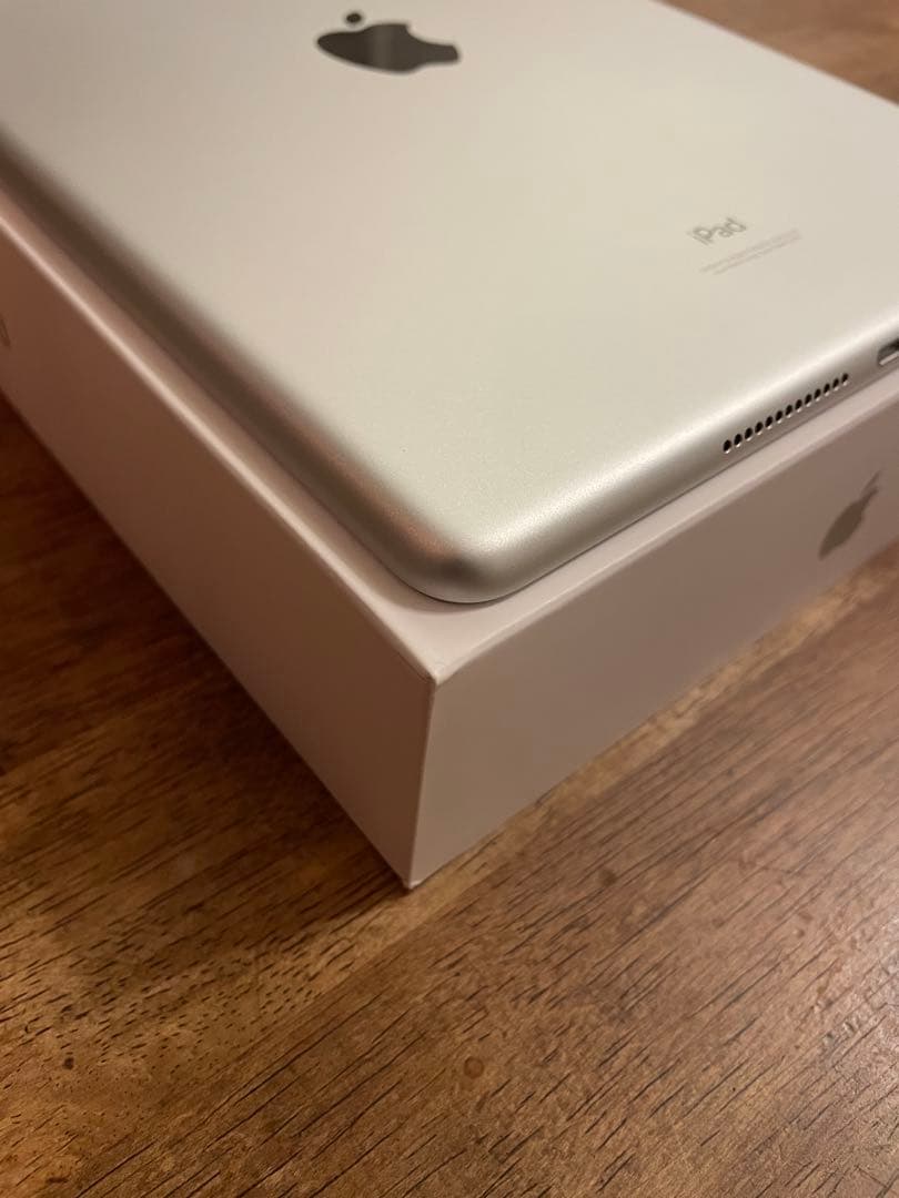 Apple iPad 第9世代64GB Wi-Fiモデル キーボード ペン 美品