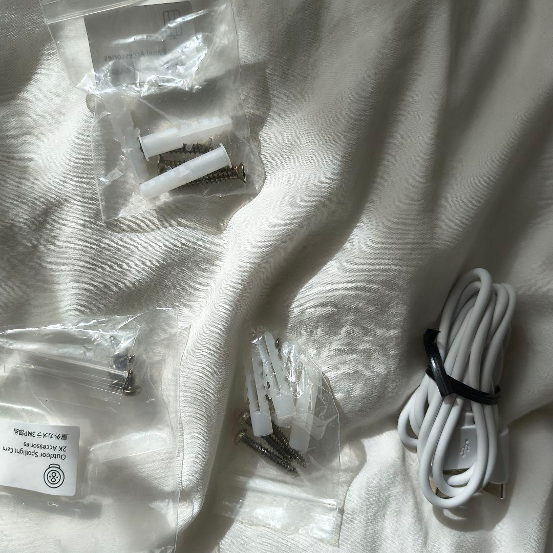 【美品】SwitchBot 屋外カメラ 3MP ソーラーパネルセット