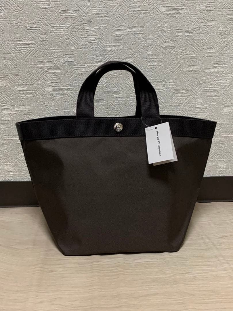 蓮*様 エルベシャプリエ 707c ノワール人気色モカ　舟形 トートバッグ M