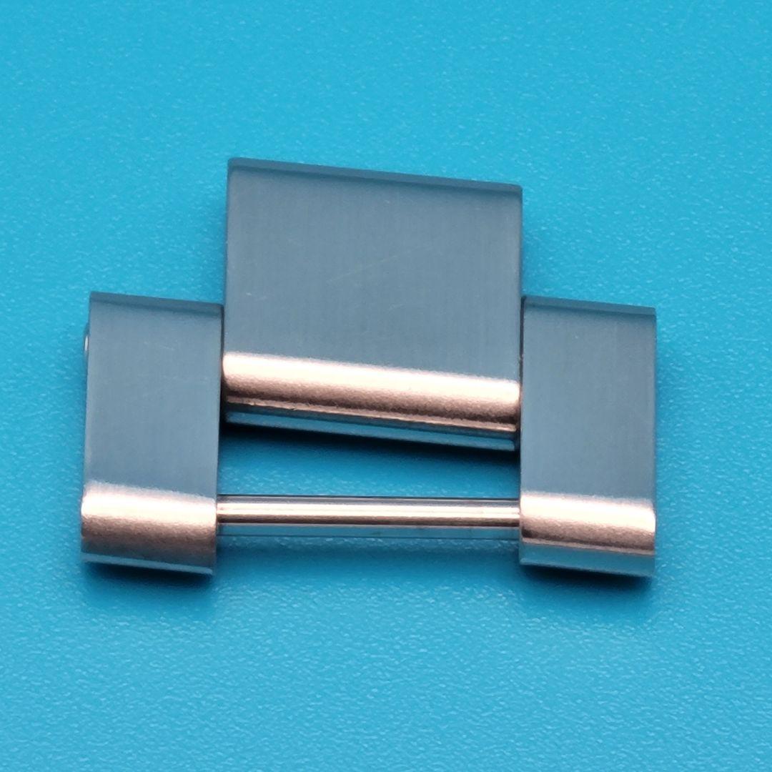 BREITLING部品①【中古】ブライトリング ベルト調整コマ アベンジャーⅡ