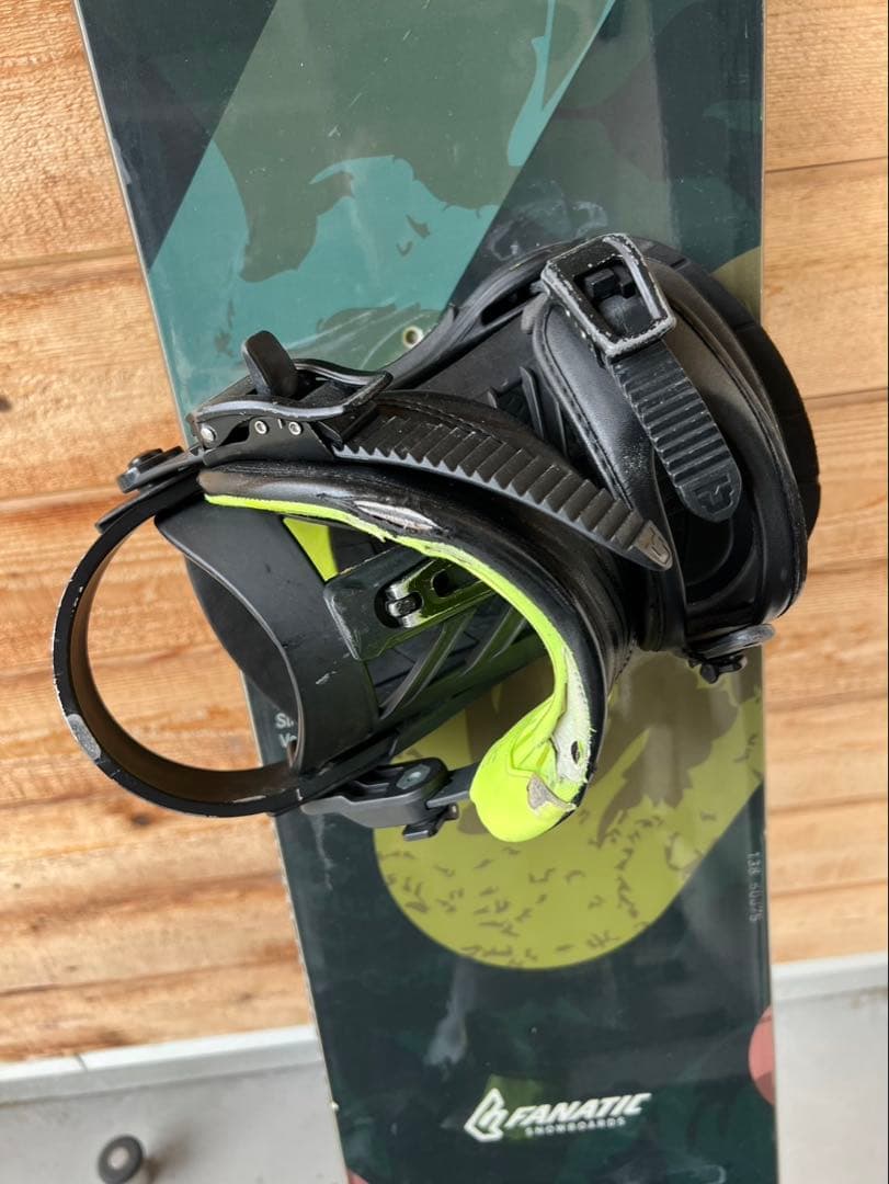 値下げ！　FANATICスノーボード　138cm