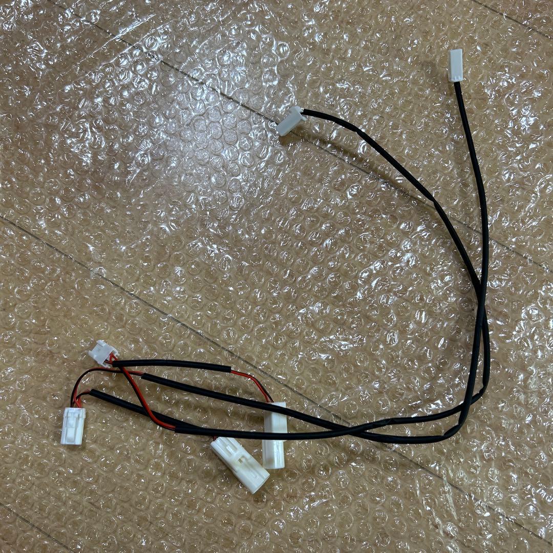 ホンダフリードGB5〜GB8 ハイブリッドテールランプ 内側を光らせる配線付