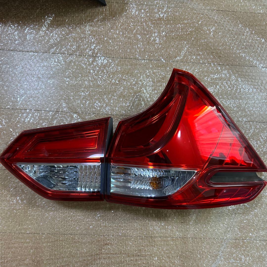 ホンダフリードGB5〜GB8 ハイブリッドテールランプ 内側を光らせる配線付