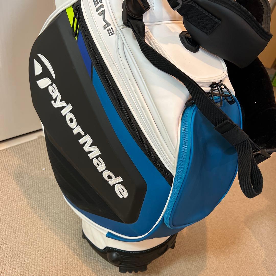 TaylorMade SIM2 キャディバッグ