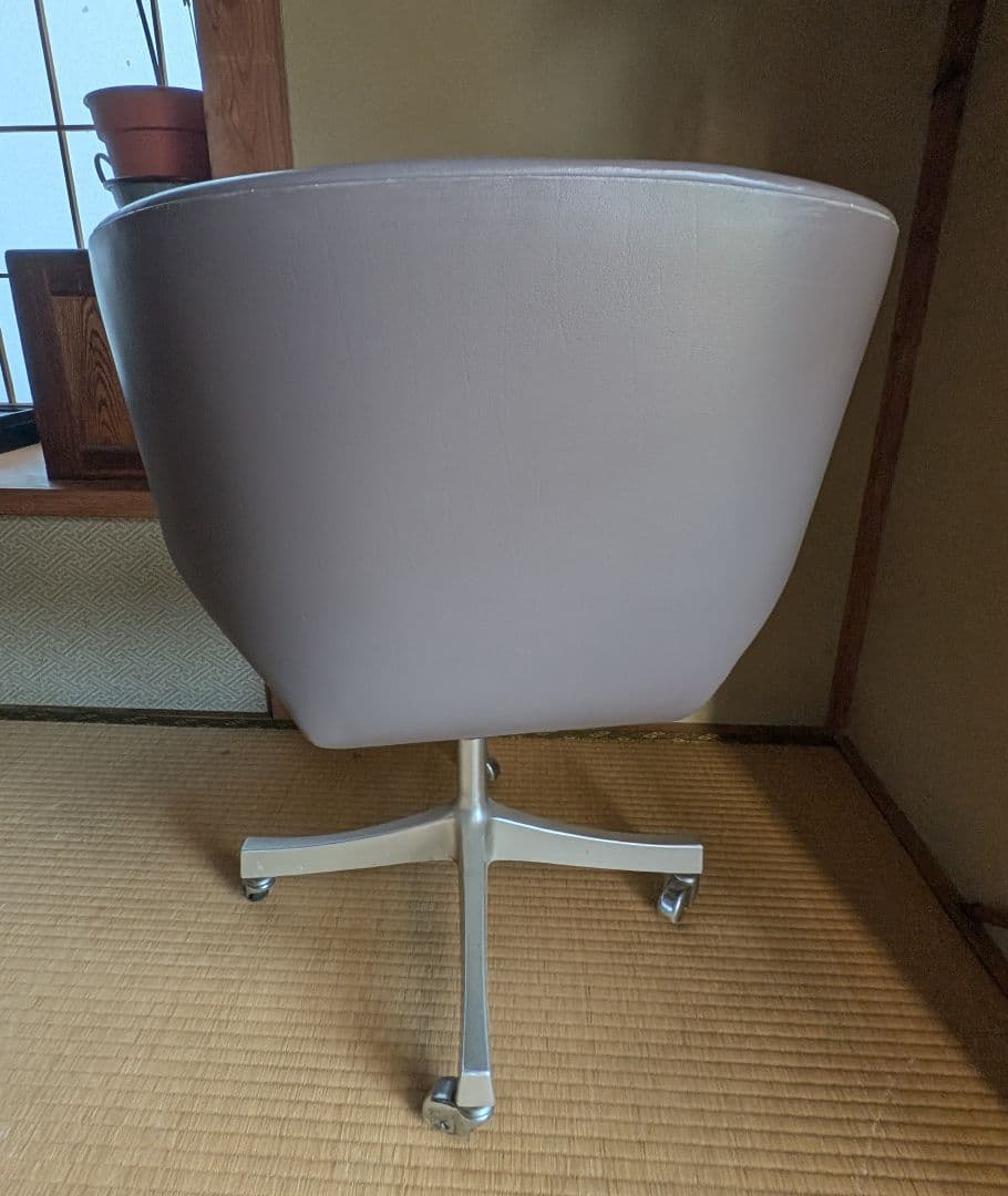天童木工★剣持勇キャスター付きカブトチェアKABUTO chair ブラウン