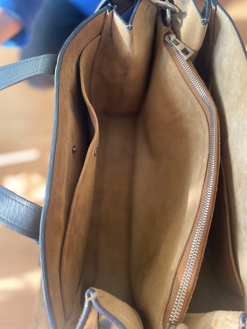 よる【ロエベ】GATE TOP HANDLE GRID BAG