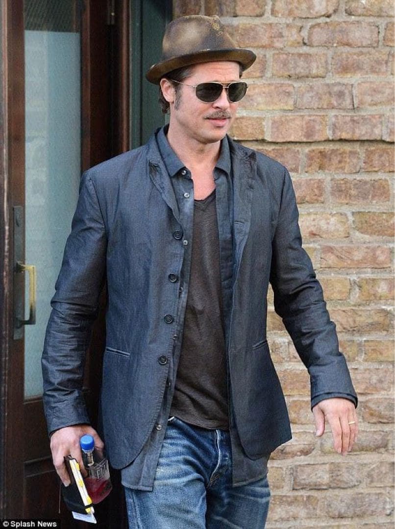 ブラピ同型同色　バートンペレイラサングラス